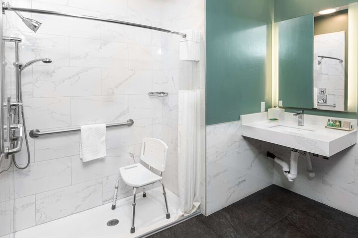 Bathroom shower