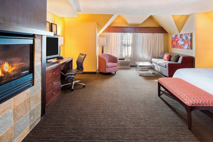 Room 7 of 34