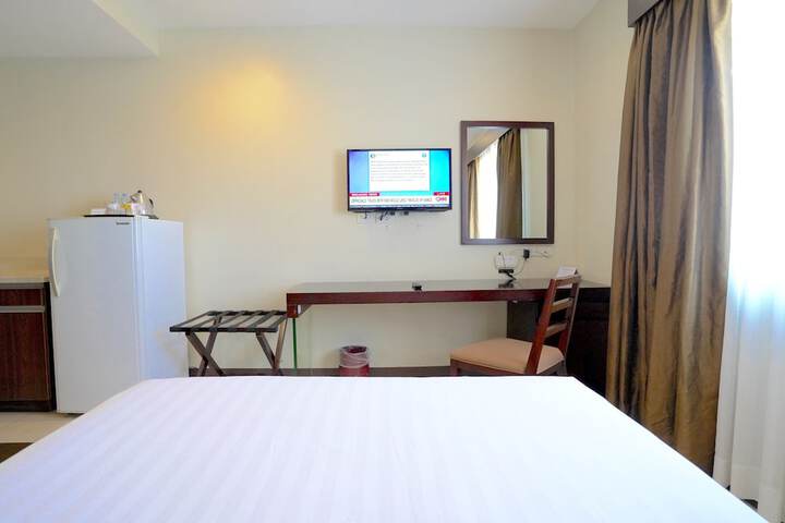 Room 51 of 86