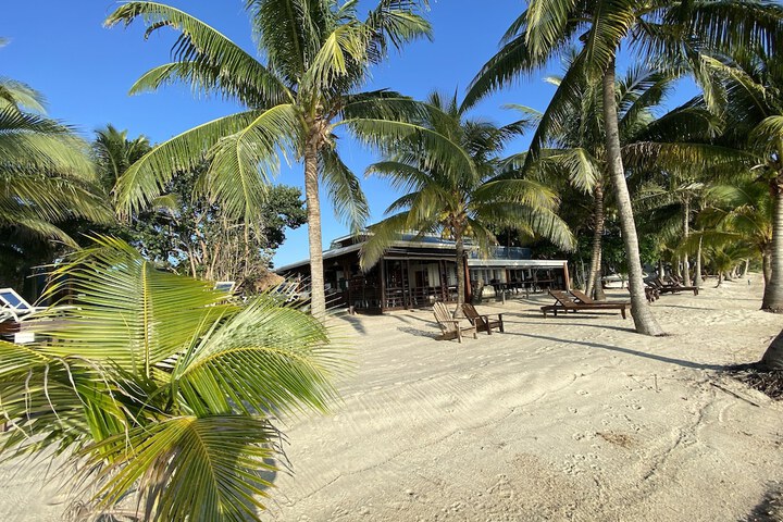 Beach 204 of 223