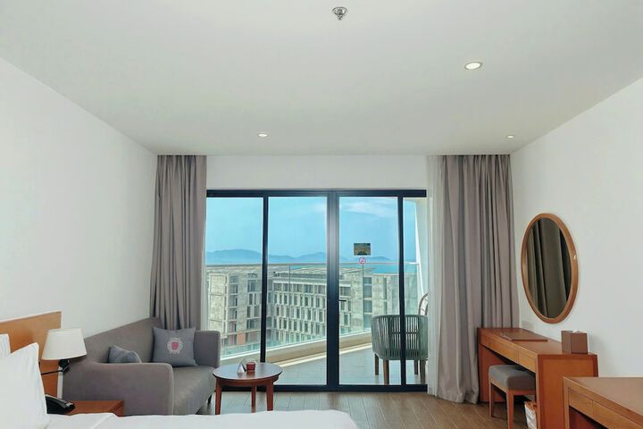 Room 21 of 98
