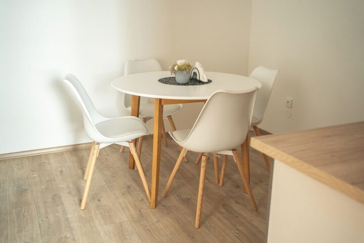 Room 9 of 21