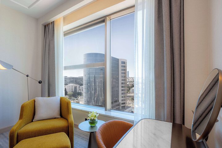 Room 78 of 231