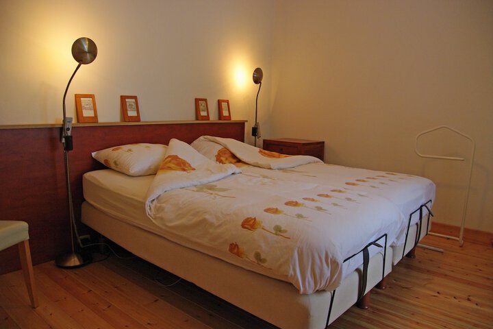 Room 2 of 45