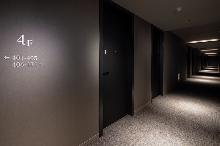Ballroom/Hall 65 of 75
