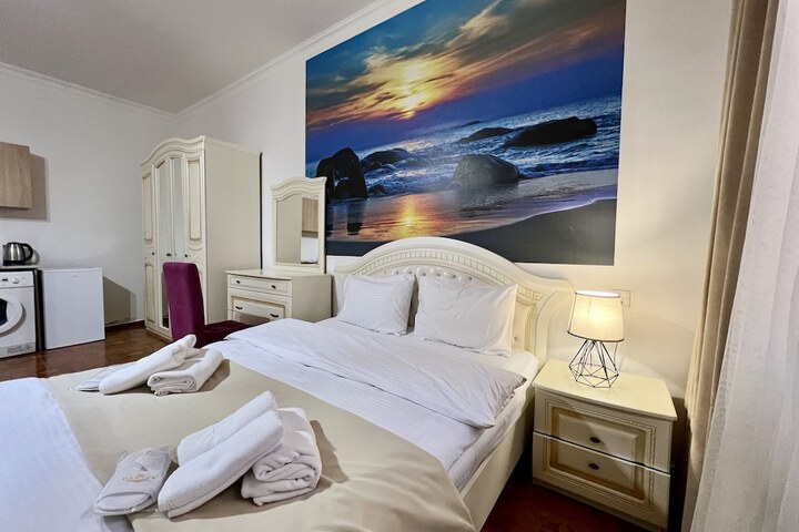 Room 20 of 113