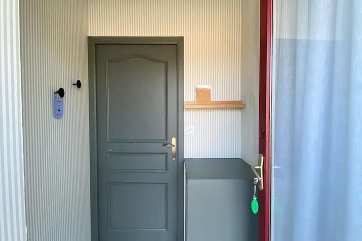 Room 20 of 122