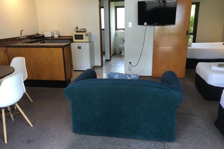 Room 80 of 141