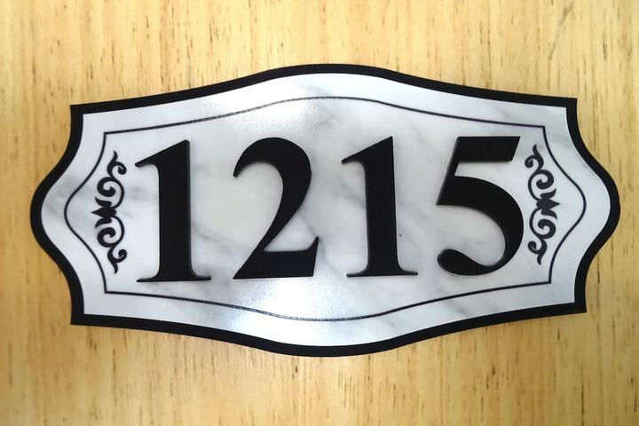 Room 98 of 442