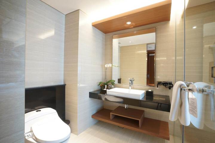 Bathroom Interior Photo