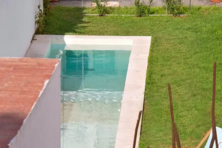 Pool 16 of 25