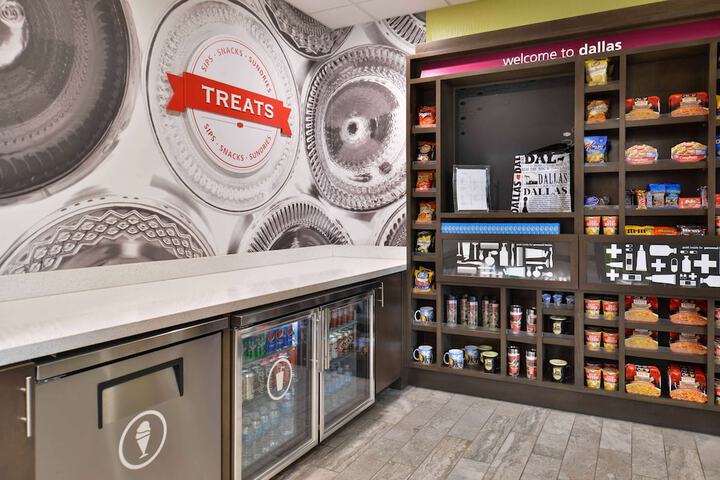 Snack bar