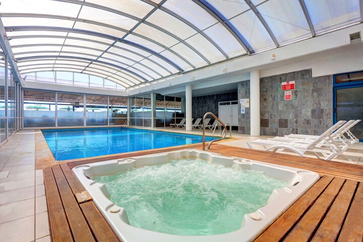 Pool 31 of 62