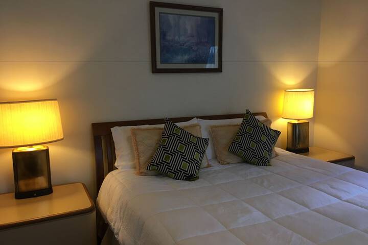 Room 105 of 246