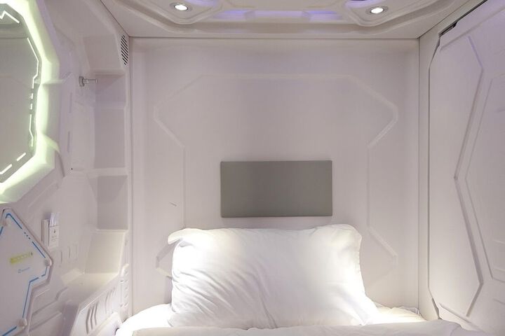 Room 10 of 41
