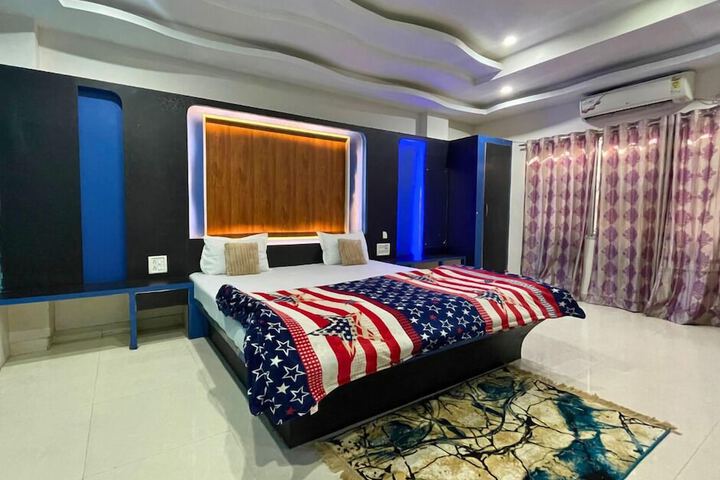 Room 48 of 94