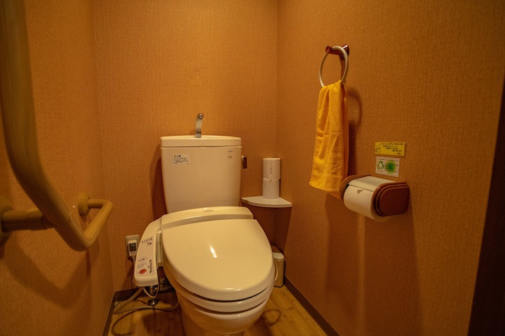 Room 19 of 74
