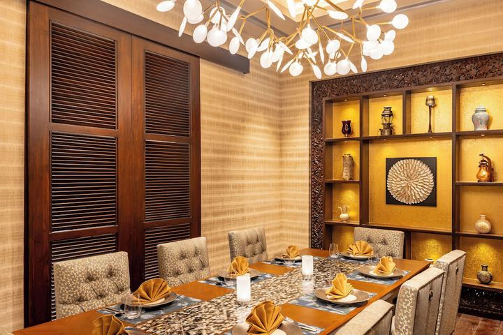 Dining 73 of 125