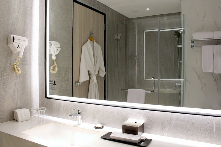 Clean Restrooms