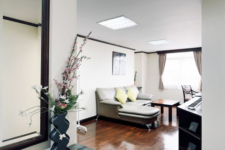 Room 12 of 51