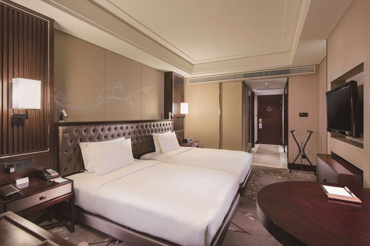 Room 12 of 78