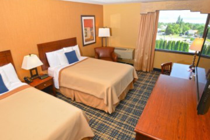 Room 4 of 30