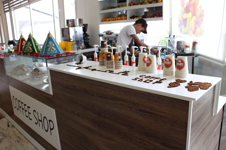 Coffee shop