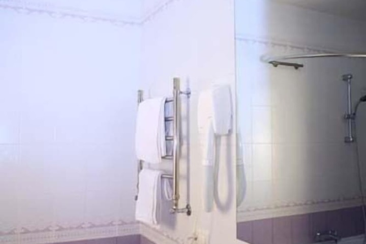 Room 15 of 43