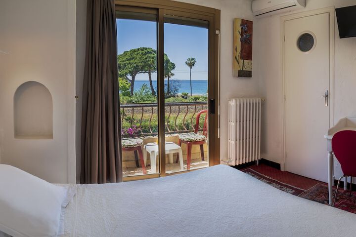 Room 21 of 41