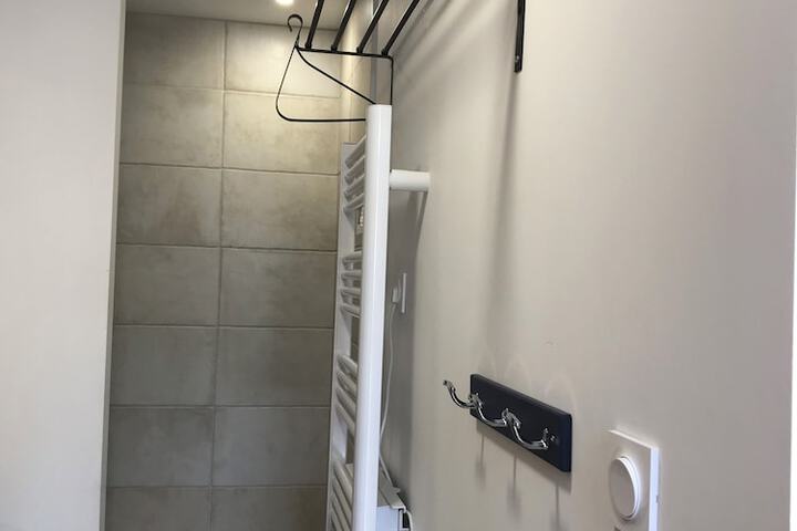 Room 46 of 137