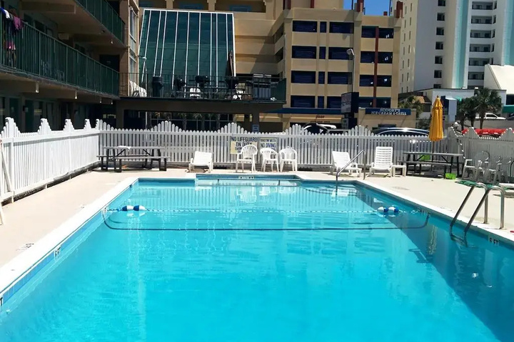 Pool 9 of 12