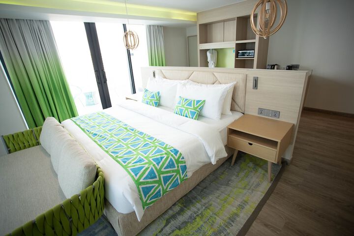Room 12 of 46