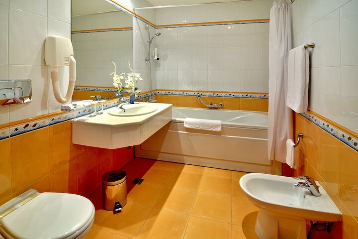 Bath Photo