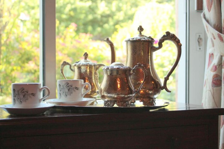 Breakfast/Coffee Service 26 of 44