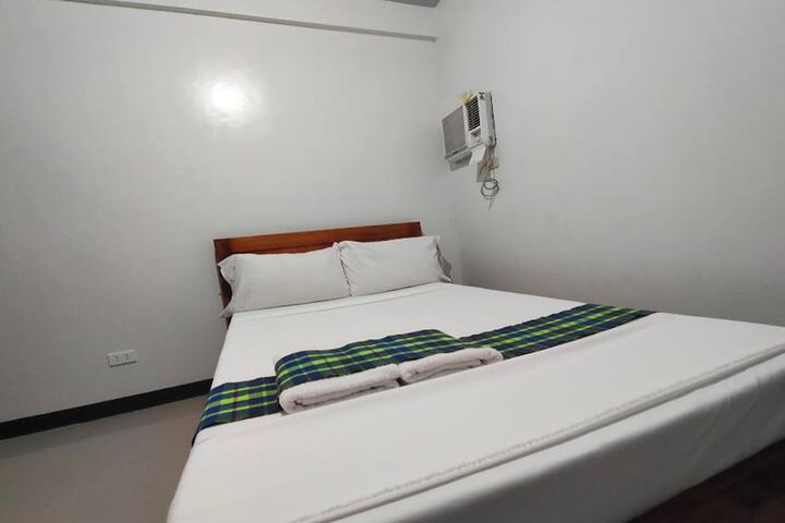 Room 15 of 43