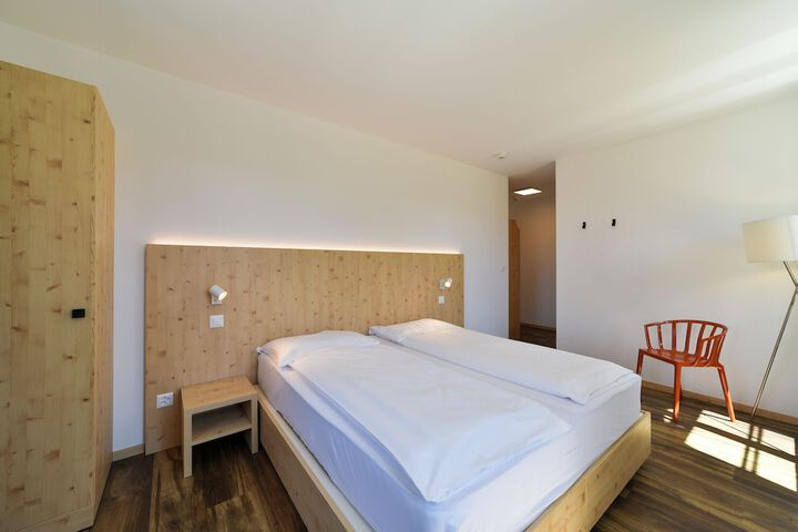Room 22 of 74