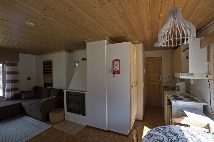 Room 16 of 42