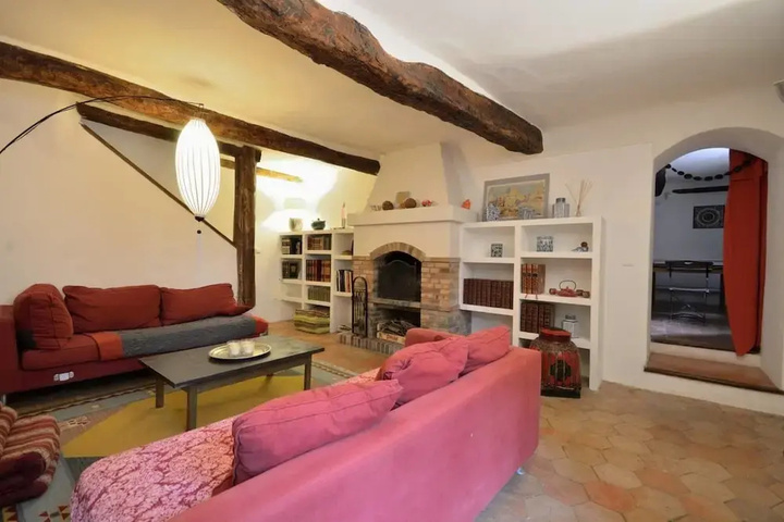 Charming Longo May Family Retreat For 8 Guests VR