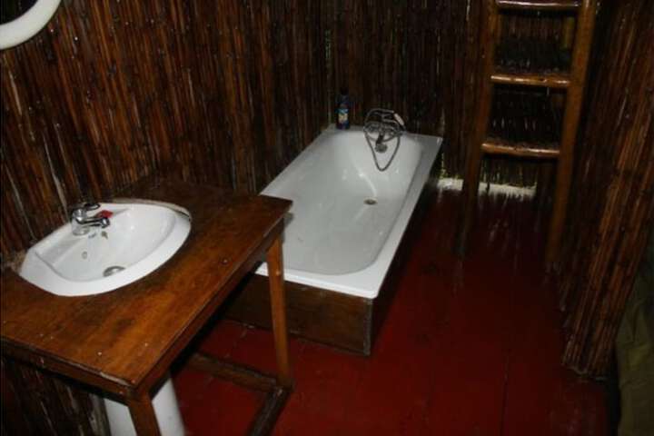 Room 9 of 9