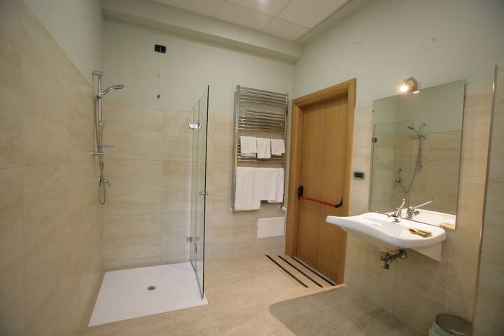 Room 20 of 31