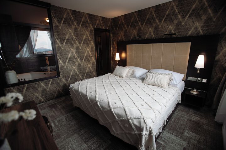 Room 15 of 70