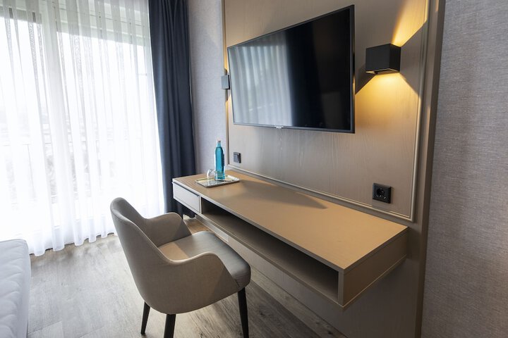 Room 42 of 88