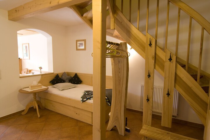 Room 20 of 48