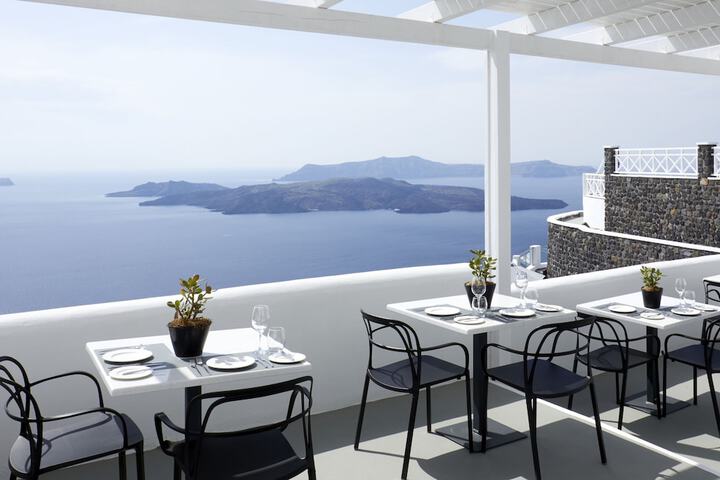 Dining 184 of 228