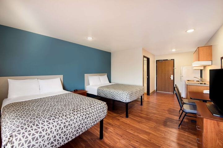 Standard Double Bed (3 of 16)