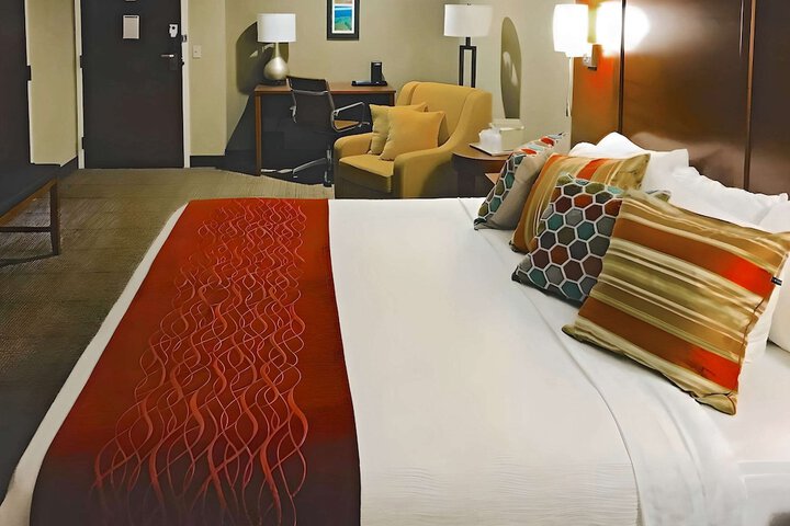 1 King Bed Accessible (2 of 2)
