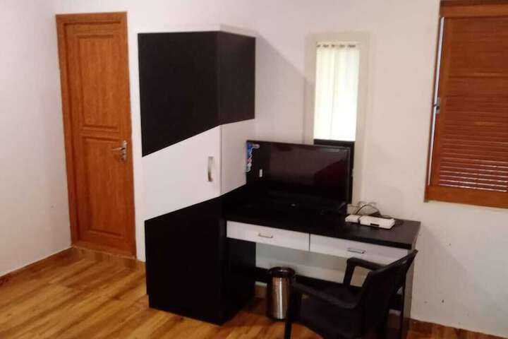 Room 7 of 15