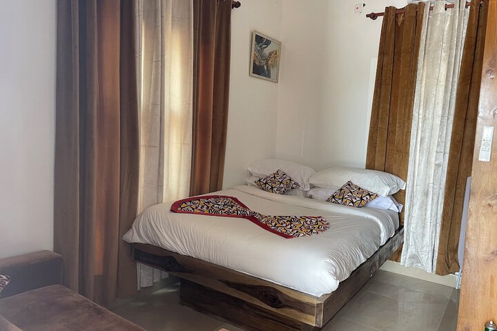 Room 47 of 165