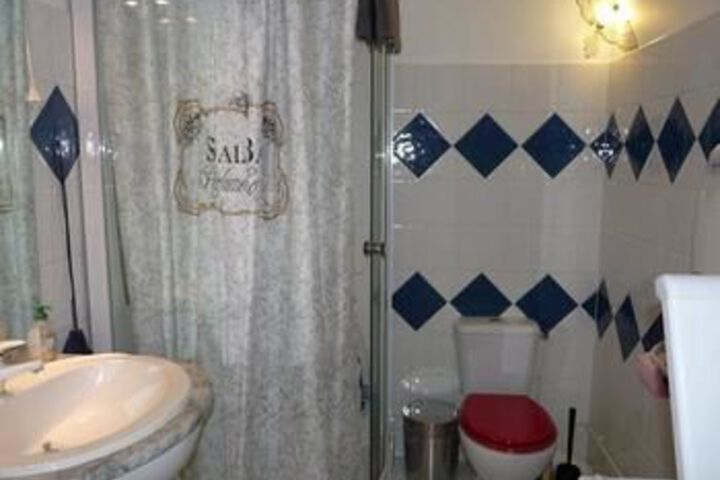 Room 2 of 24