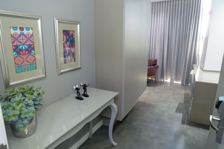 Room 36 of 100